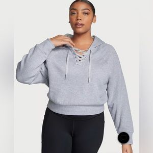 Victoria’s Secret women’s top. Size XL NWT